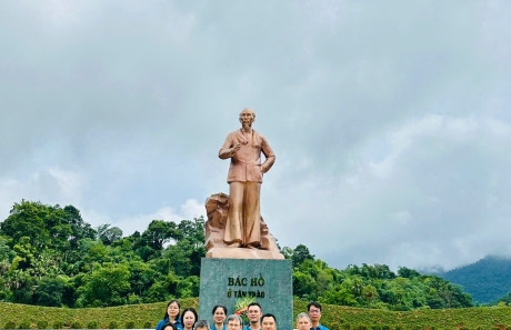 HÀNH TRÌNH VỀ NGUỒN CỦA CHI BỘ KẾ HOẠCH – ĐẦU TƯ TẠI KHU DI TÍCH LỊCH SỬ TÂN TRÀO - TUYÊN QUANG